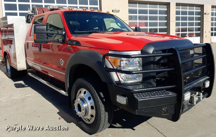 image for item LX9831 2013 Ford F550 Super Duty  Crew Cab rescue vehicle