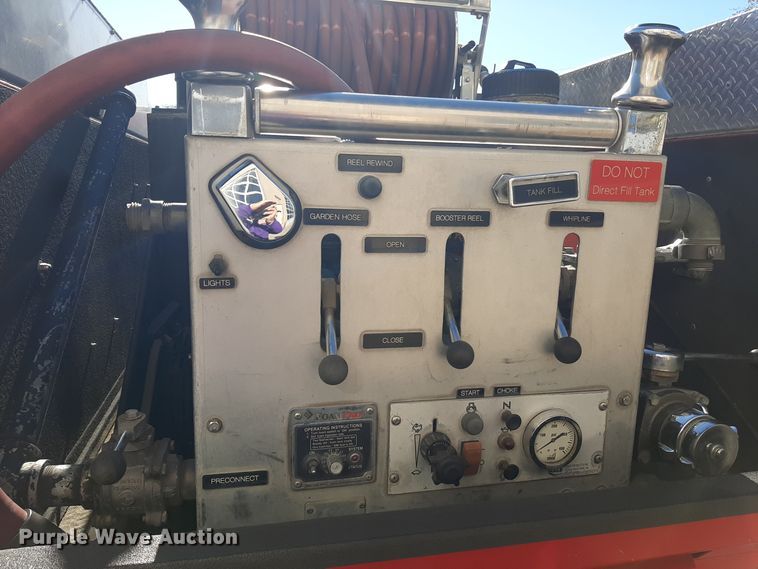 image for item LX9831 2013 Ford F550 Super Duty  Crew Cab rescue vehicle