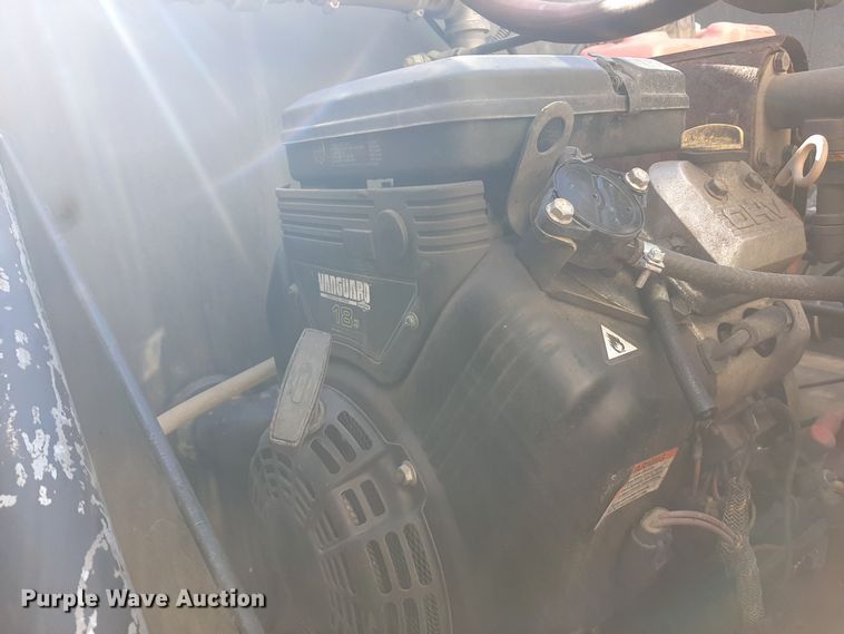 image for item LX9831 2013 Ford F550 Super Duty  Crew Cab rescue vehicle