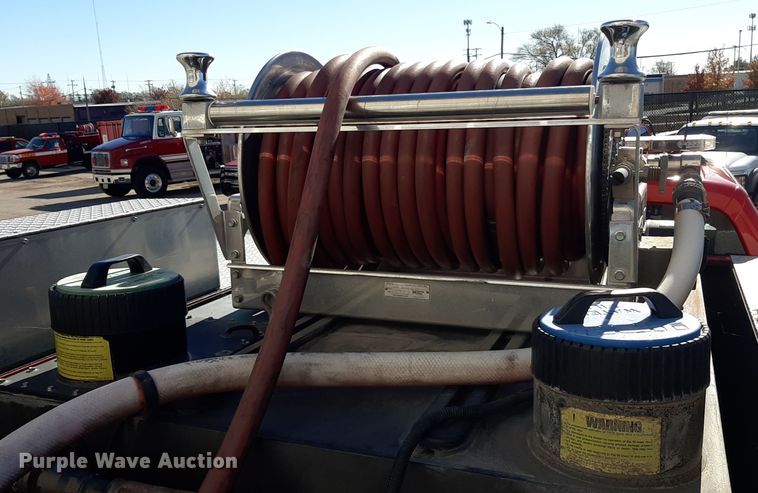 image for item LX9831 2013 Ford F550 Super Duty  Crew Cab rescue vehicle