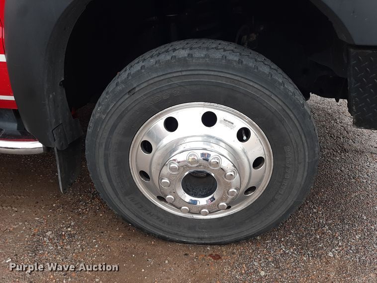 image for item LX9831 2013 Ford F550 Super Duty  Crew Cab rescue vehicle