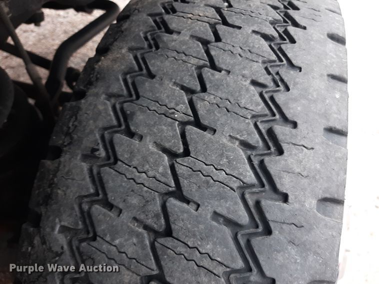 image for item LX9831 2013 Ford F550 Super Duty  Crew Cab rescue vehicle