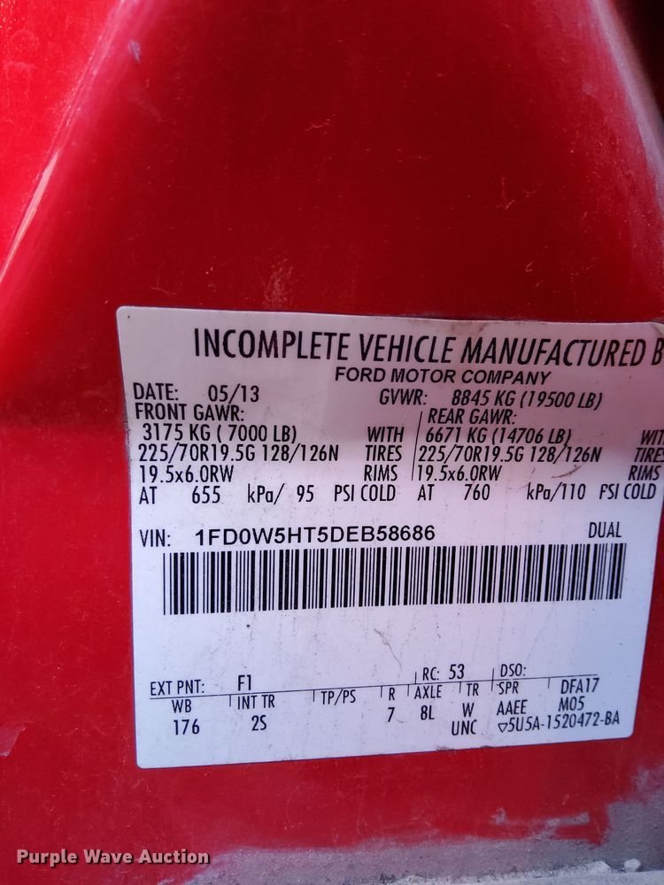 image for item LX9831 2013 Ford F550 Super Duty  Crew Cab rescue vehicle