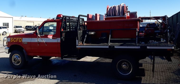 image for item LX9832 1992 Ford F350  brush fire truck