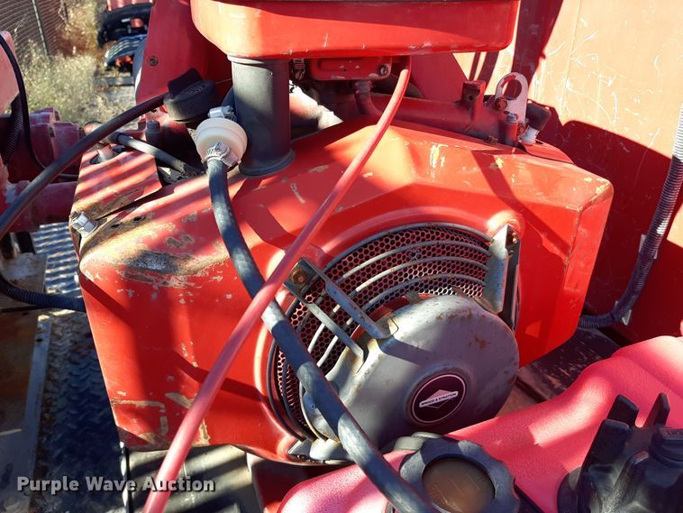 image for item LX9832 1992 Ford F350  brush fire truck