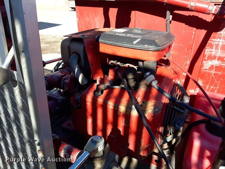 image for item LX9832 1992 Ford F350  brush fire truck