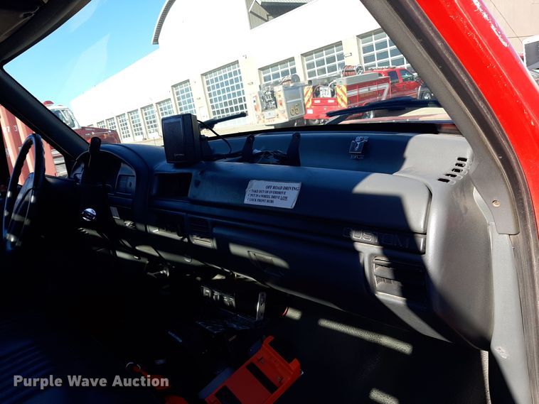 image for item LX9832 1992 Ford F350  brush fire truck