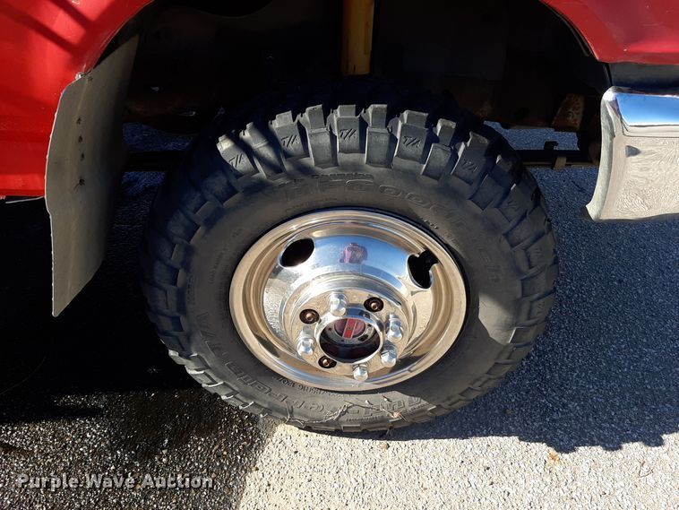 image for item LX9832 1992 Ford F350  brush fire truck