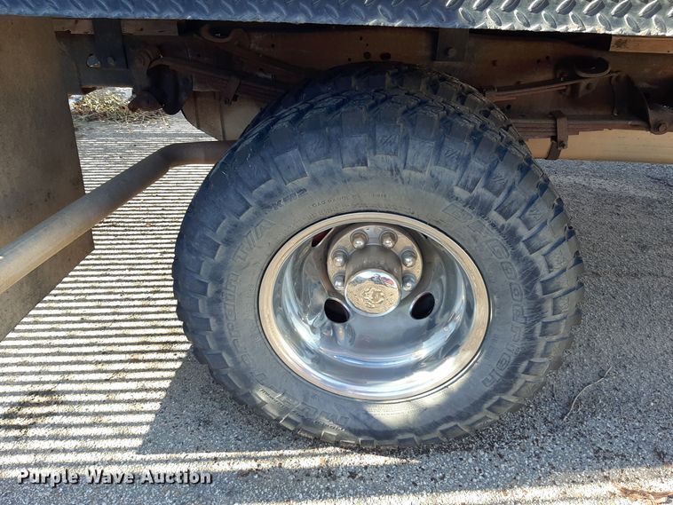 image for item LX9832 1992 Ford F350  brush fire truck