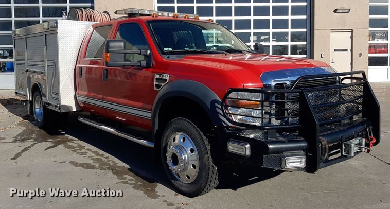 image for item LX9833 2010 Ford F550 Super Duty  Crew Cab rescue vehicle