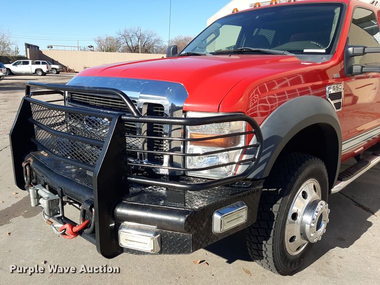 image for item LX9833 2010 Ford F550 Super Duty  Crew Cab rescue vehicle