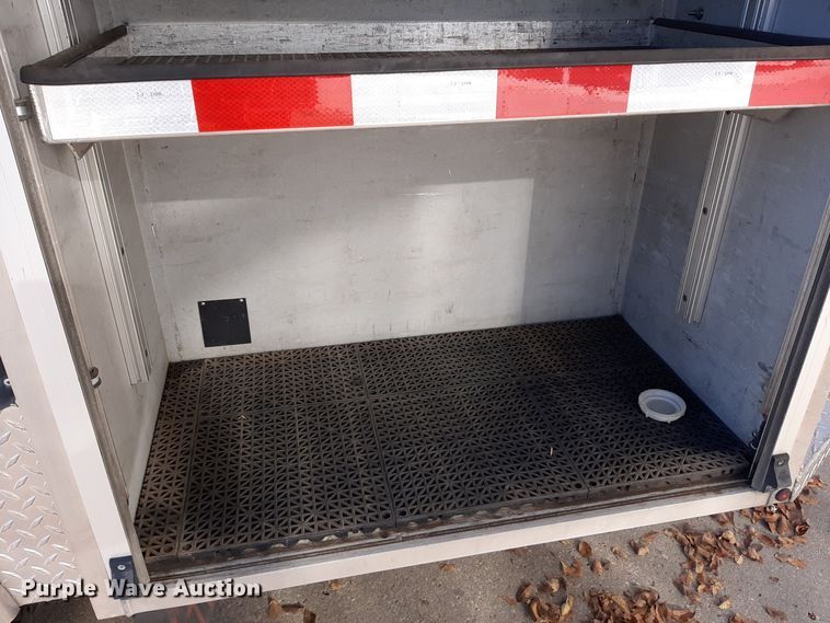 image for item LX9833 2010 Ford F550 Super Duty  Crew Cab rescue vehicle