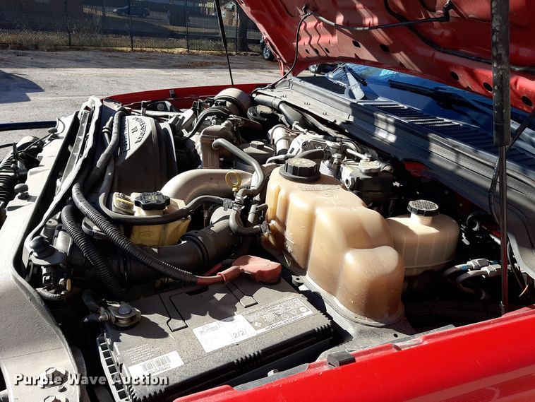 image for item LX9833 2010 Ford F550 Super Duty  Crew Cab rescue vehicle