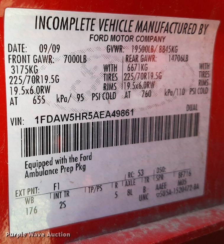 image for item LX9833 2010 Ford F550 Super Duty  Crew Cab rescue vehicle