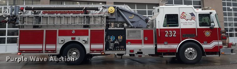 image for item LX9881 2007 Sutphen SL-75  Quint fire truck