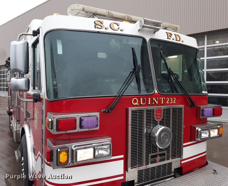 image for item LX9881 2007 Sutphen SL-75  Quint fire truck