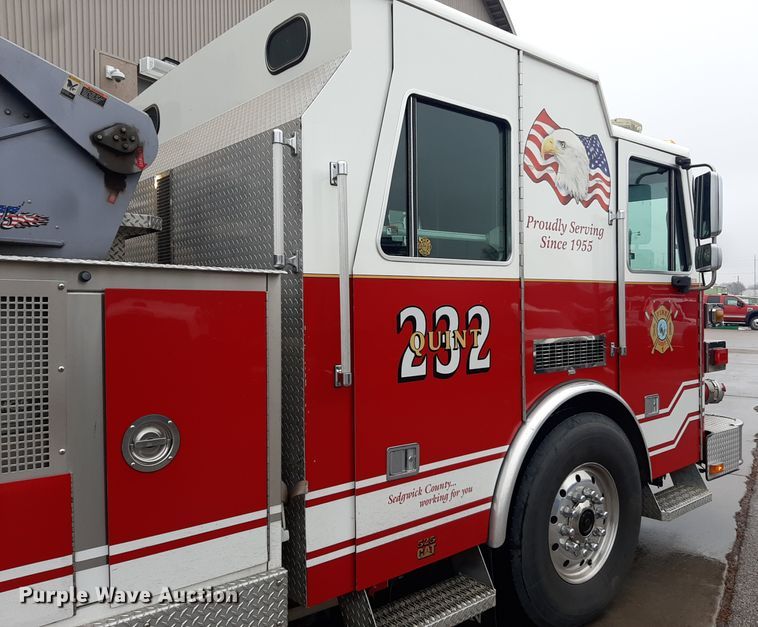 image for item LX9881 2007 Sutphen SL-75  Quint fire truck