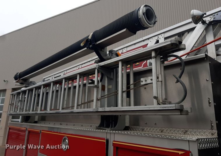 image for item LX9881 2007 Sutphen SL-75  Quint fire truck