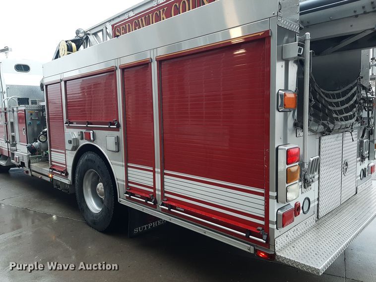 image for item LX9881 2007 Sutphen SL-75  Quint fire truck