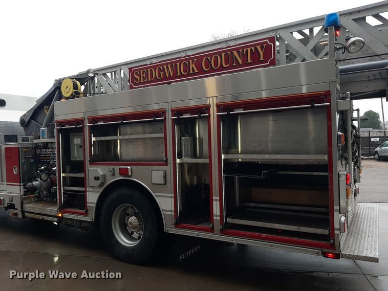 image for item LX9881 2007 Sutphen SL-75  Quint fire truck