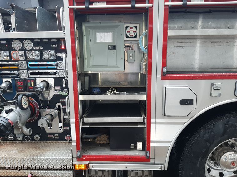 image for item LX9881 2007 Sutphen SL-75  Quint fire truck