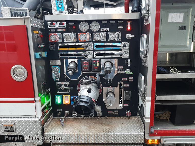 image for item LX9881 2007 Sutphen SL-75  Quint fire truck