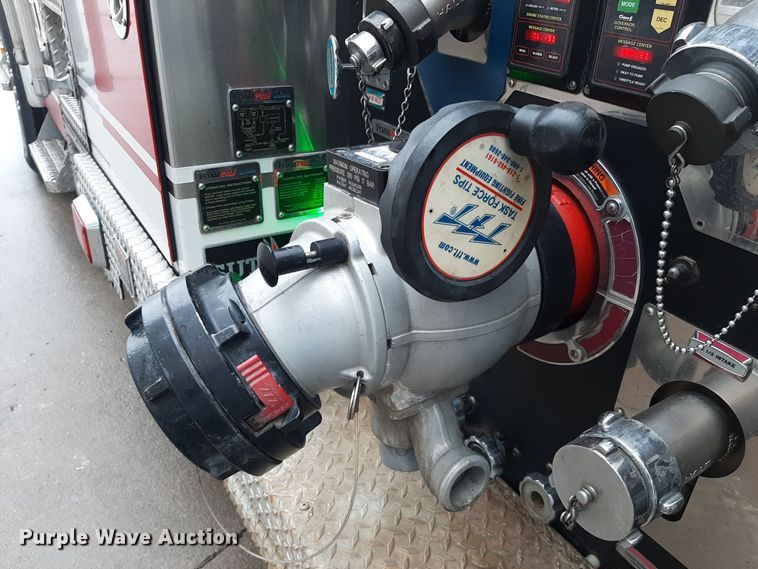 image for item LX9881 2007 Sutphen SL-75  Quint fire truck