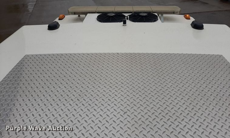 image for item LX9881 2007 Sutphen SL-75  Quint fire truck