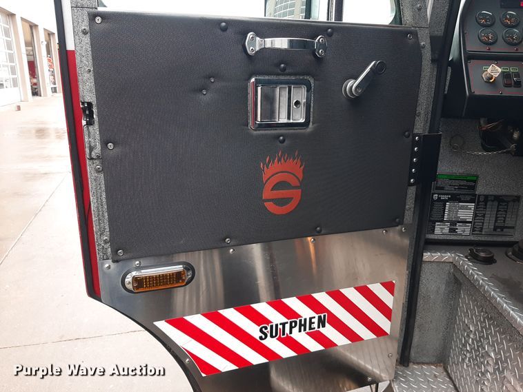 image for item LX9881 2007 Sutphen SL-75  Quint fire truck