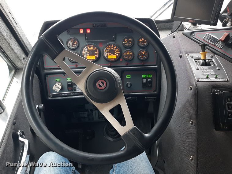 image for item LX9881 2007 Sutphen SL-75  Quint fire truck