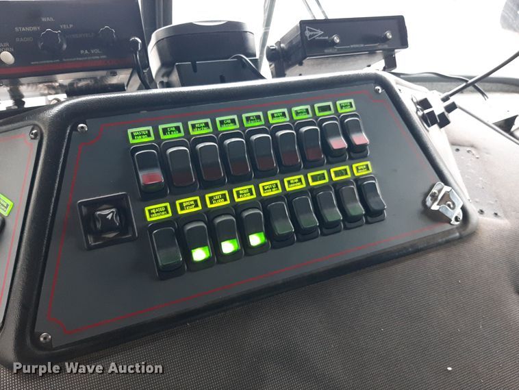 image for item LX9881 2007 Sutphen SL-75  Quint fire truck