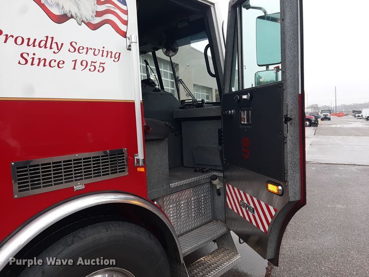 image for item LX9881 2007 Sutphen SL-75  Quint fire truck