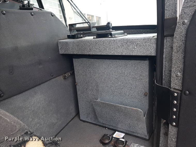 image for item LX9881 2007 Sutphen SL-75  Quint fire truck