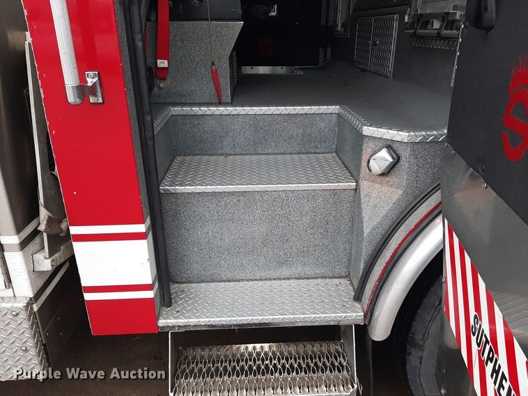 image for item LX9881 2007 Sutphen SL-75  Quint fire truck