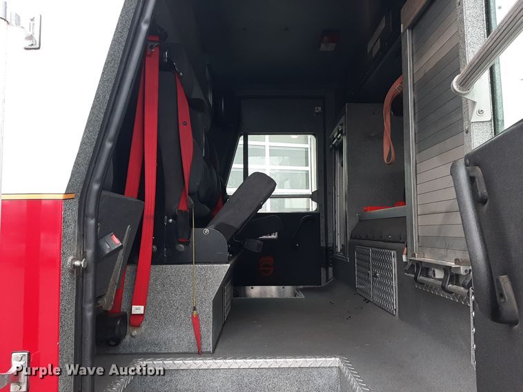 image for item LX9881 2007 Sutphen SL-75  Quint fire truck