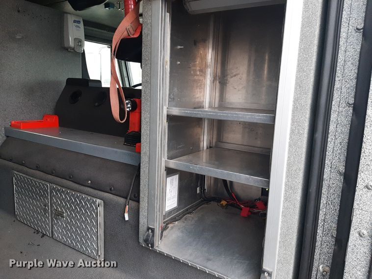 image for item LX9881 2007 Sutphen SL-75  Quint fire truck