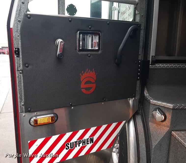 image for item LX9881 2007 Sutphen SL-75  Quint fire truck