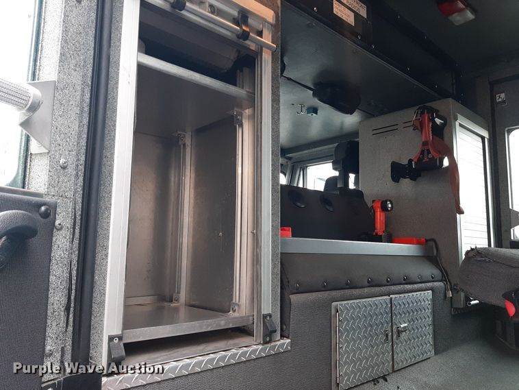 image for item LX9881 2007 Sutphen SL-75  Quint fire truck