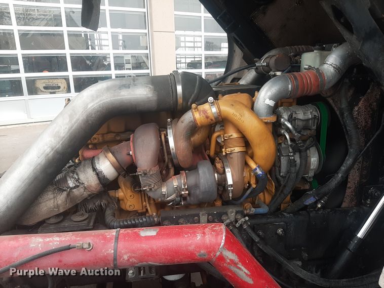 image for item LX9881 2007 Sutphen SL-75  Quint fire truck