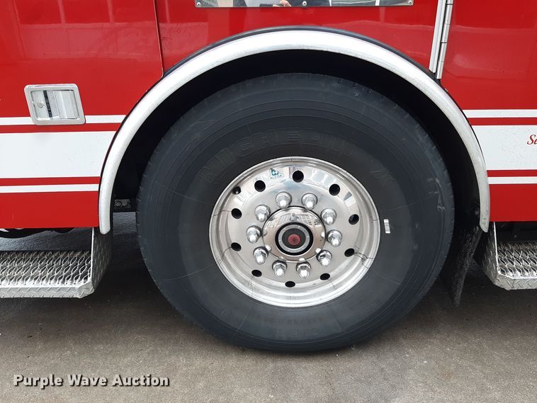 image for item LX9881 2007 Sutphen SL-75  Quint fire truck