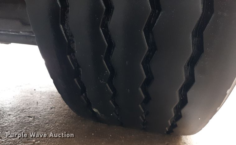 image for item LX9881 2007 Sutphen SL-75  Quint fire truck