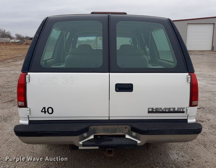 image for item LX9884 1999 Chevrolet Suburban C1500  SUV