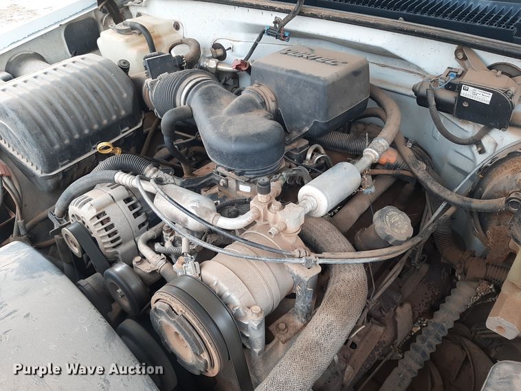 image for item LX9885 1999 Chevrolet Suburban 1500  SUV