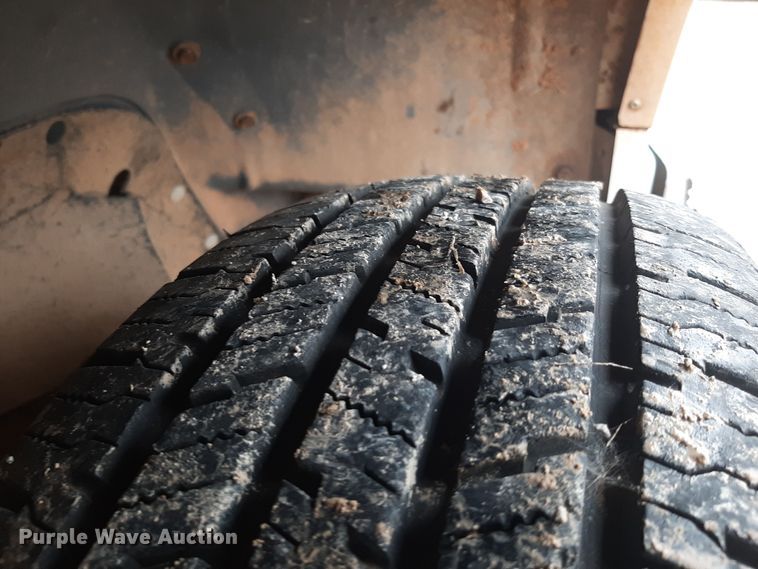 image for item LX9885 1999 Chevrolet Suburban 1500  SUV