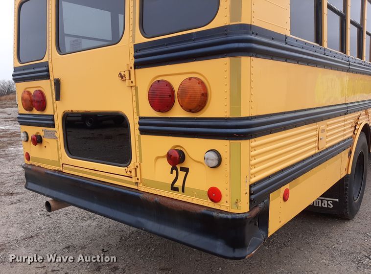 image for item LX9887 2001 Freightliner FS65 school bus