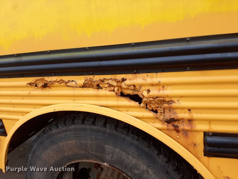 image for item LX9887 2001 Freightliner FS65 school bus