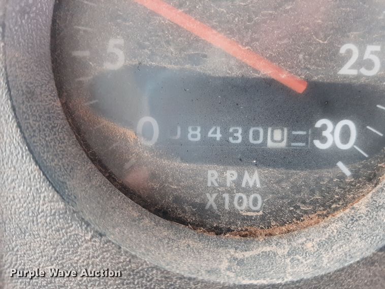 image for item LX9887 2001 Freightliner FS65 school bus