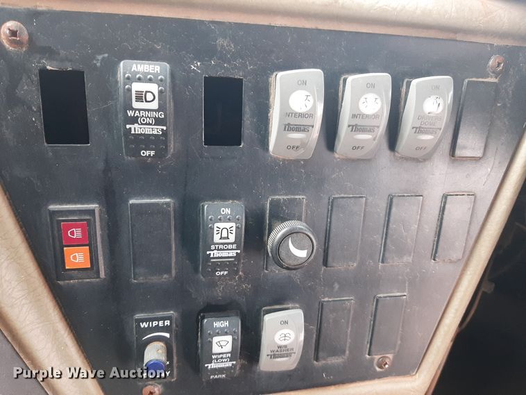 image for item LX9887 2001 Freightliner FS65 school bus