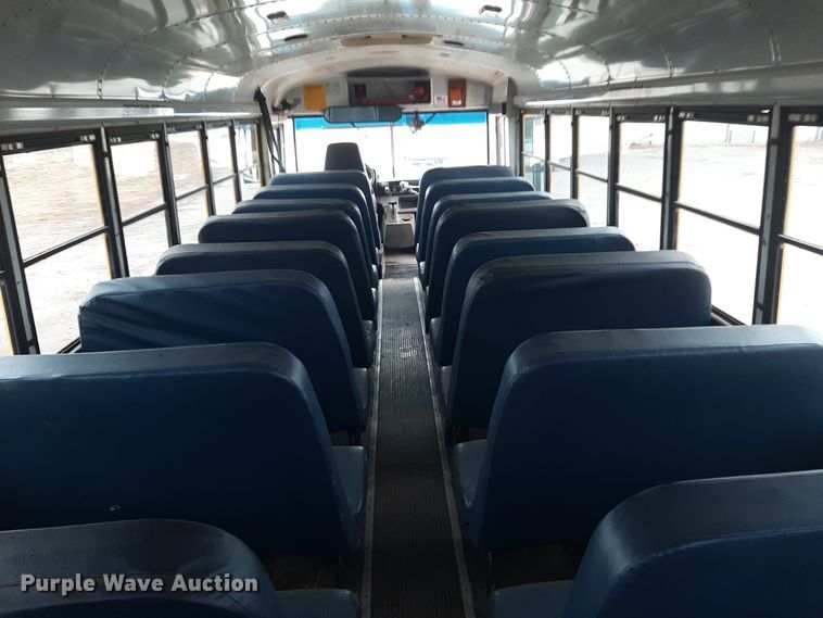 image for item LX9887 2001 Freightliner FS65 school bus