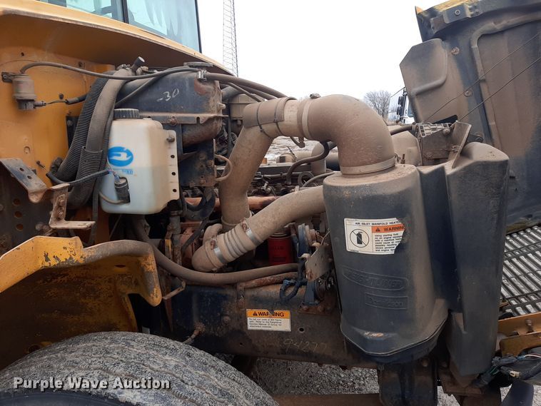 image for item LX9887 2001 Freightliner FS65 school bus